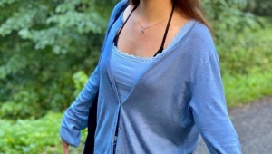 Když netrénuje na harfu, ráda Miriam vyrazí na výlet